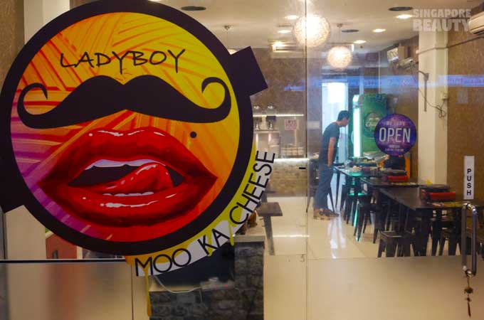 ladyboy-mookata-shop-front