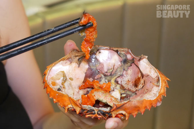 yu-pin-steamed-seafood-crab-roe-red