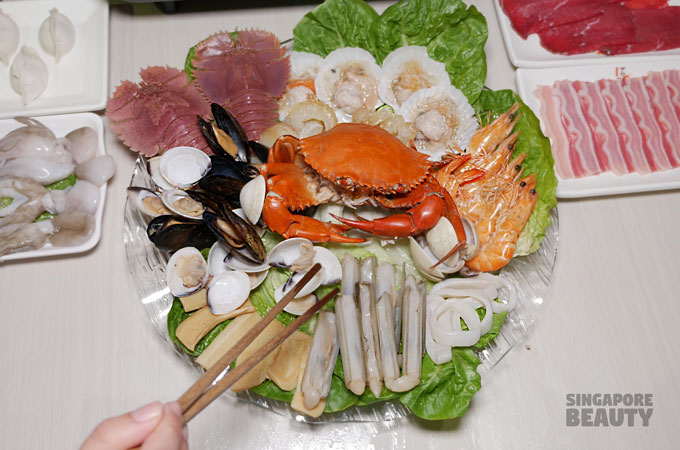 seafood-platter-crab