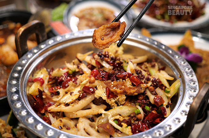 dried-chilli-crispy-intestines