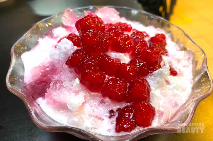 red ruby Thai dessert