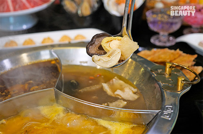 buddha jump over the wall soup abalone soup at Yanxi palace steamboat restaurant