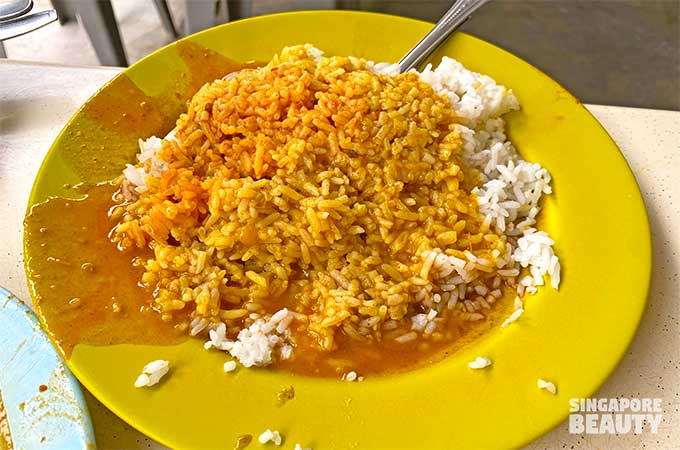 cheap Hainanese curry rice beo crescent