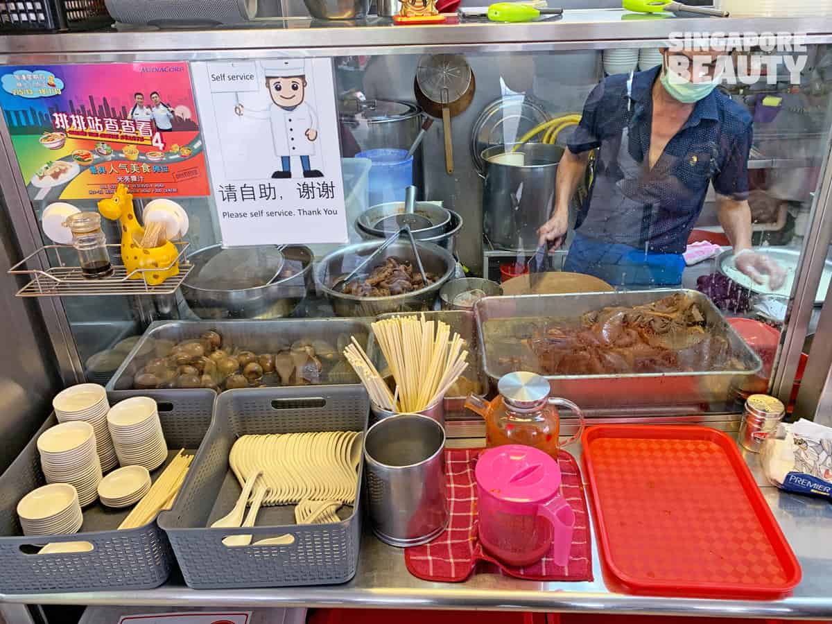 Guang Liang cooked food famous bedok hawker kway chap