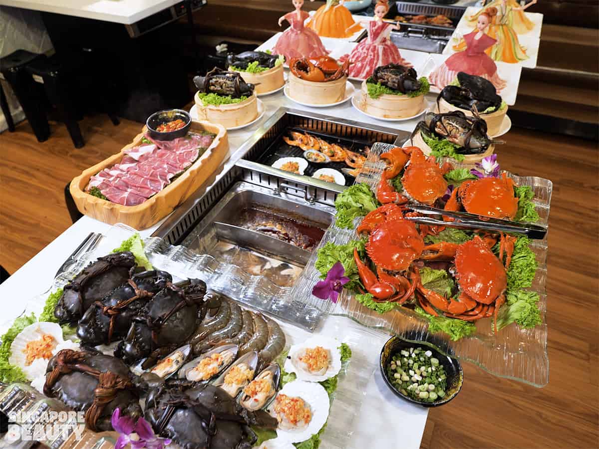 Hot Pot and BBQ buffet reservation