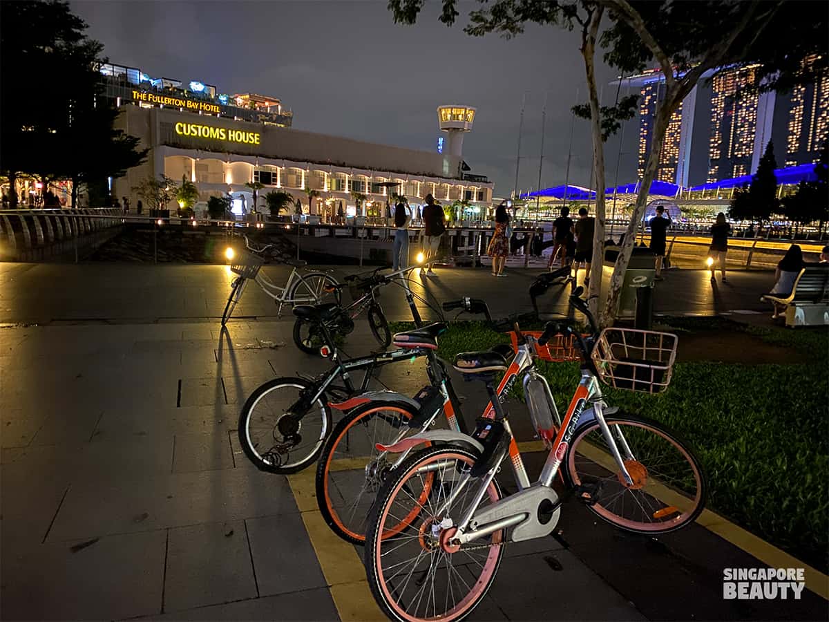 bikes rent at marina bay custom house