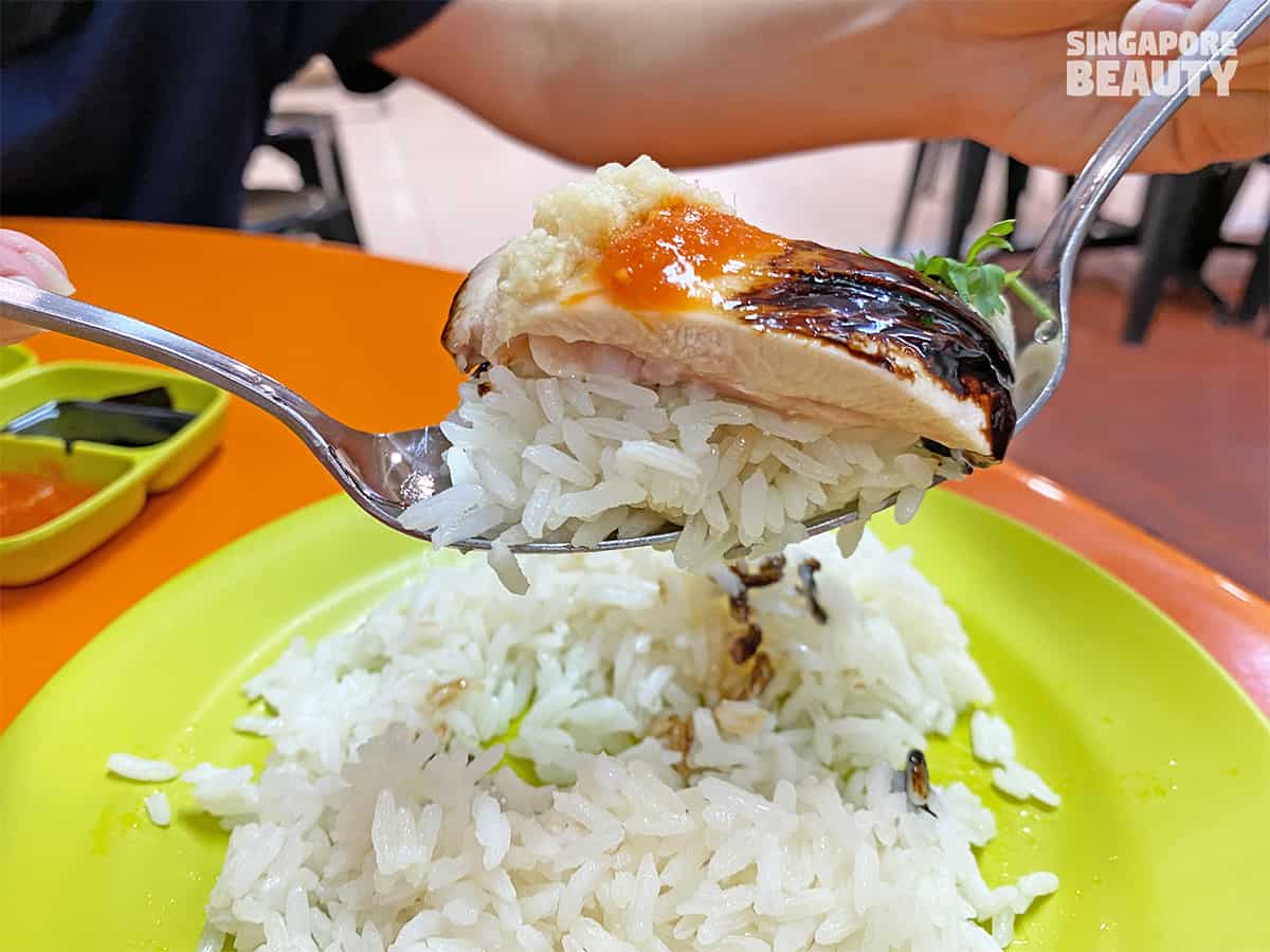 hainanese delicacy chicken rice