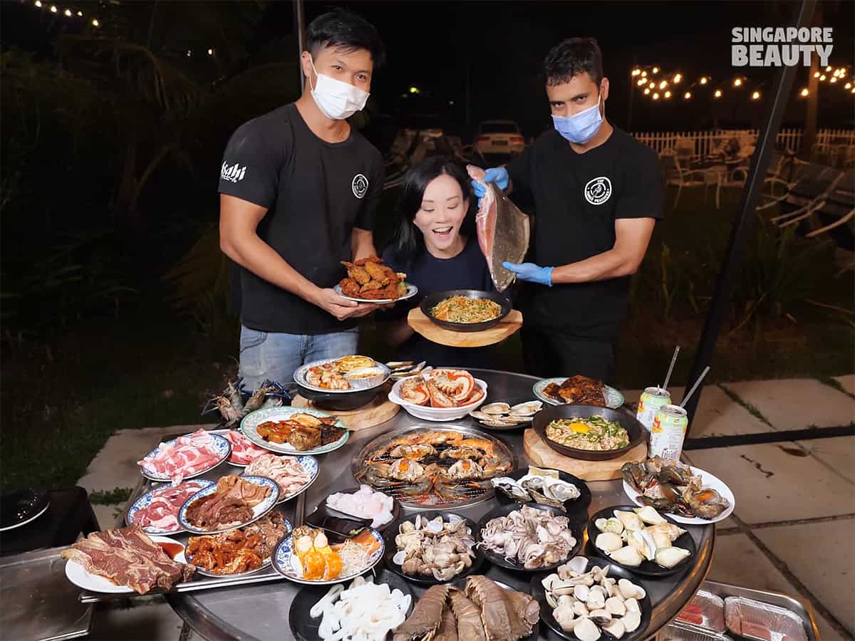 Singapore's Largest Al Fresco BBQ Buffet - The Three Peacocks -  SingaporeBeauty