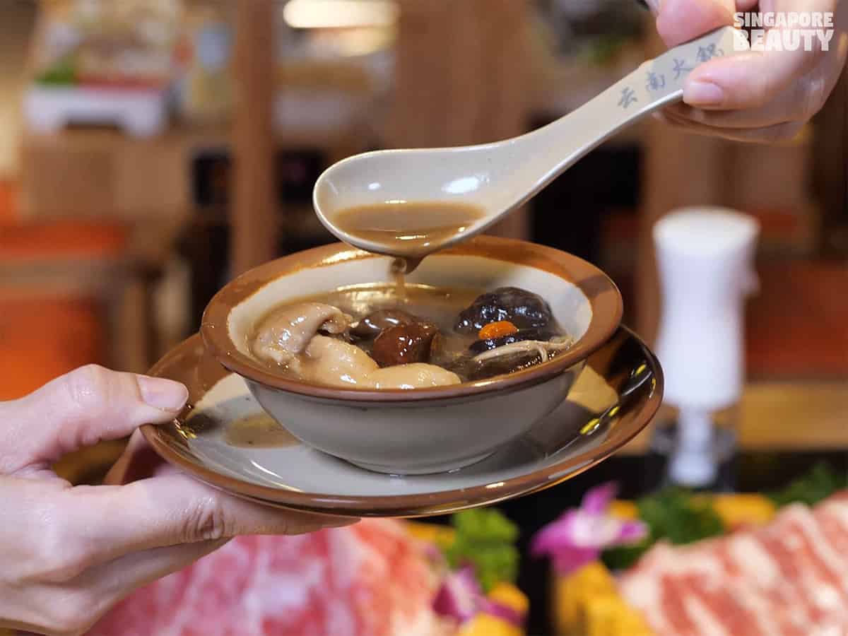 No Sweet Sour: Yunnan Mushroom Hotpot (Huoguo, 火锅)