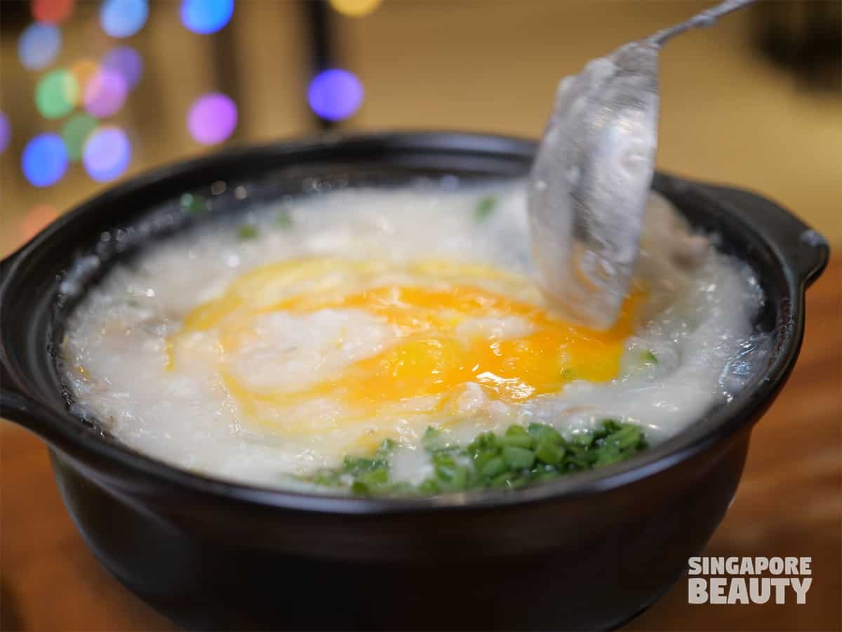 cantonese porridge with raw egg