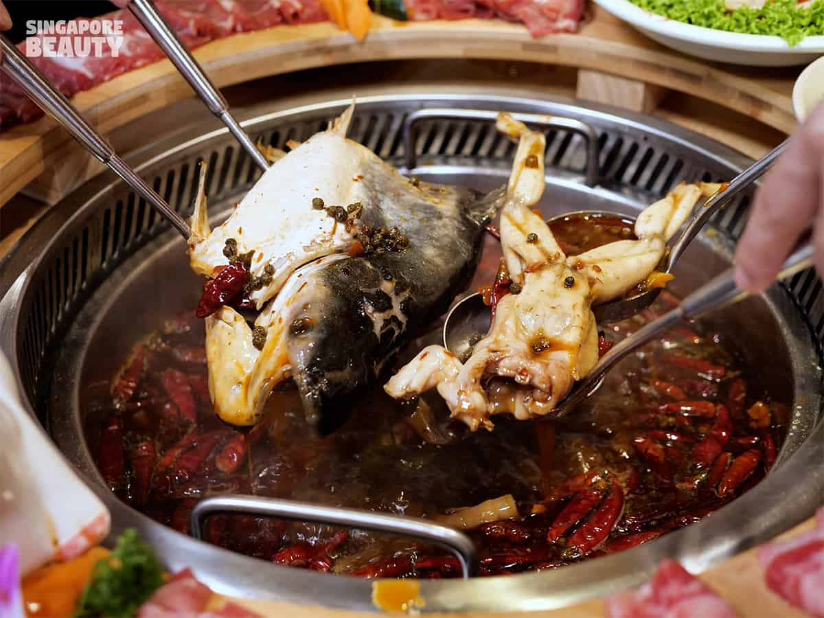 jiu gong ge hotpot frog meat fish head