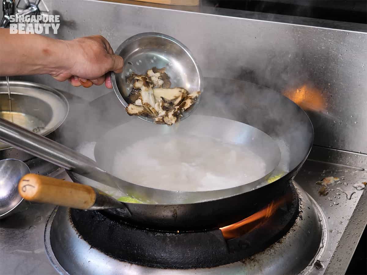 chinese-herb-fish-soup