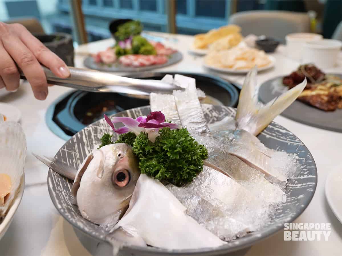 Qi-xiang-hotpot-pomfret