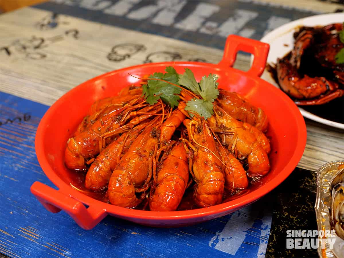 yunnan amish hotpot mala baby lobsters buffet