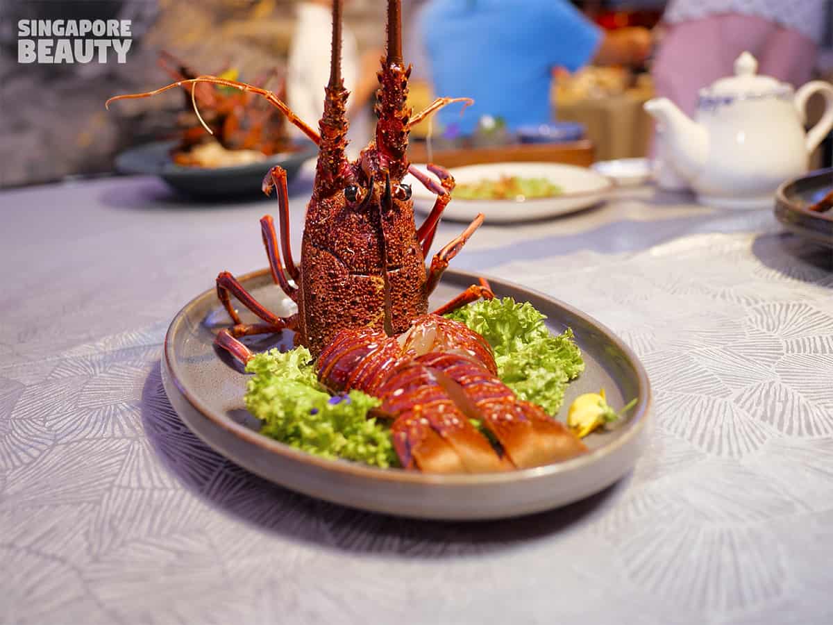 live-lobster