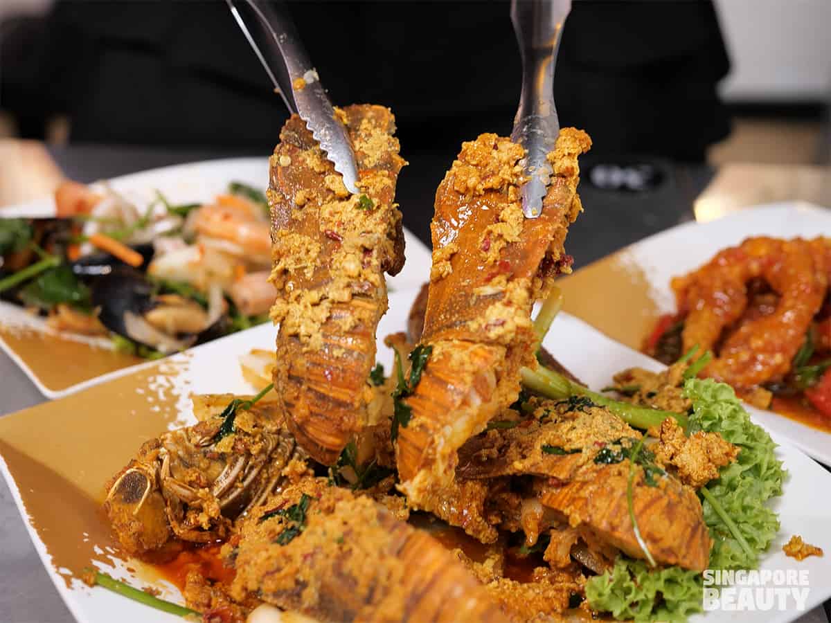 soi47 thai food crayfish